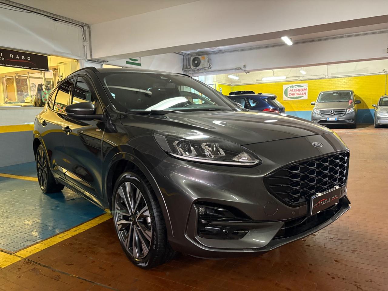 Ford Kuga 2.5 Plug In Hybrid 225 CV CVT 2WD ST-Line