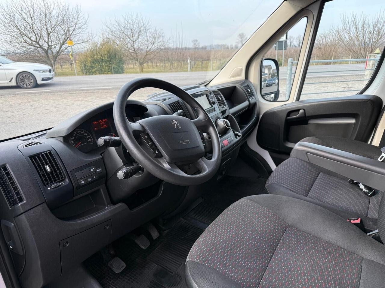 Peugeot Boxer 330 2.2 BlueHDi 140 S&S PC-TN Furgone