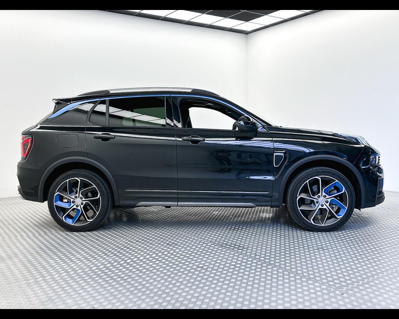 LYNK&CO 01 - 01 PHEV