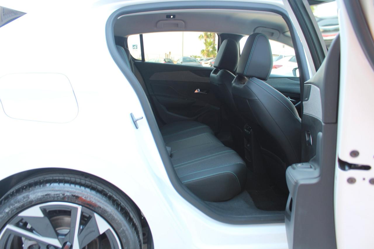 Peugeot 308 BlueHDi 130 S&S EAT8 Allure Pack