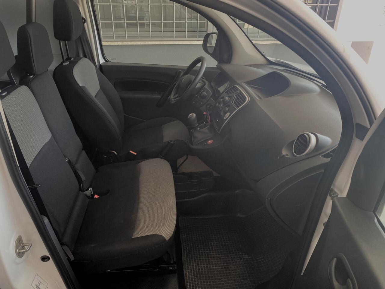 Renault Kangoo Blue dCi 115CV Maxi Furgone