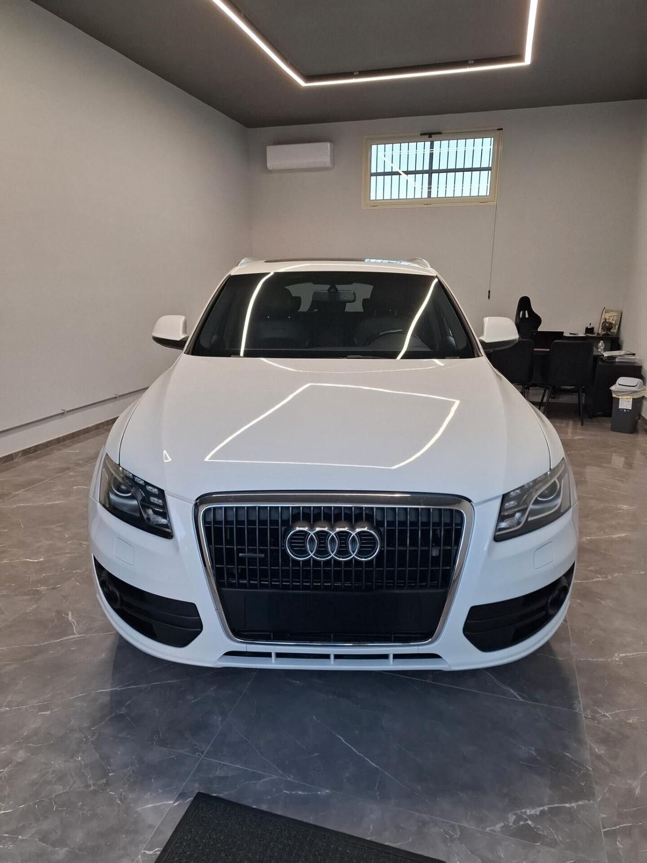 AUDI Q5 2.0 TDI 170 CV S line S tronic TETTO PANORAMICO APRIBILE.
