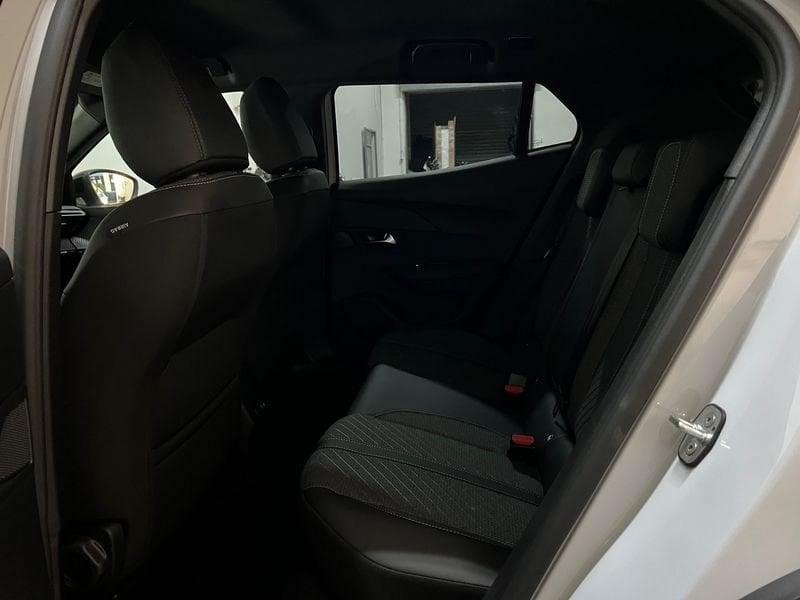 Peugeot 2008 2008 Hybrid 136 e-DCS6 Allure