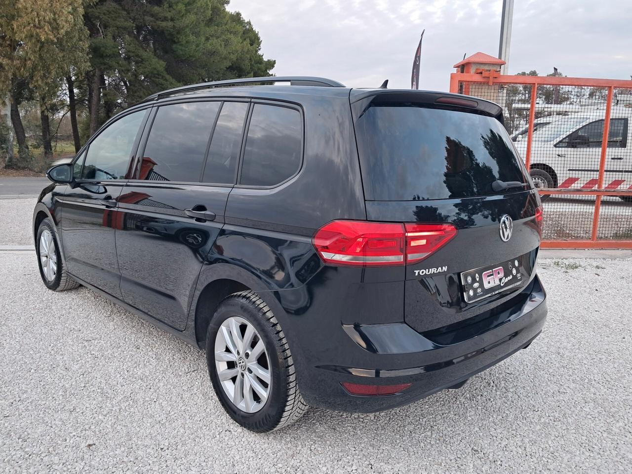 VW Touran 1.6 TDI 115 cv 7 POSTI DSG *NAVY-RADAR-CERCHI*