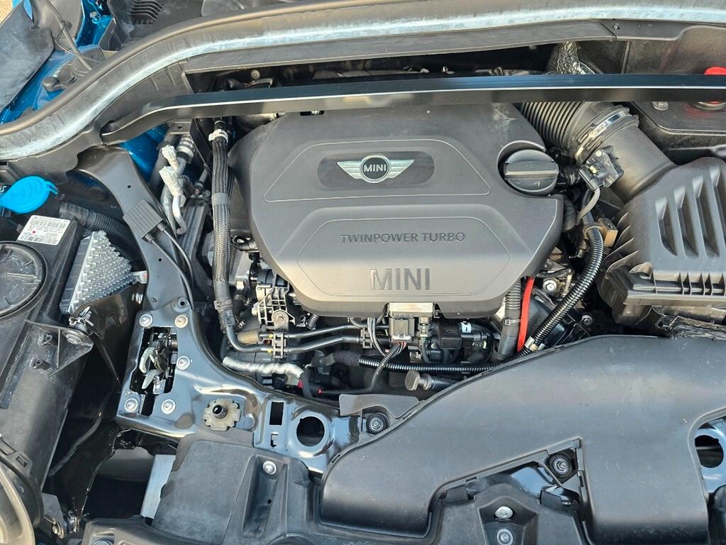 Mini Cooper D Countryman 2.0 HYPE PREMIERE EDITION