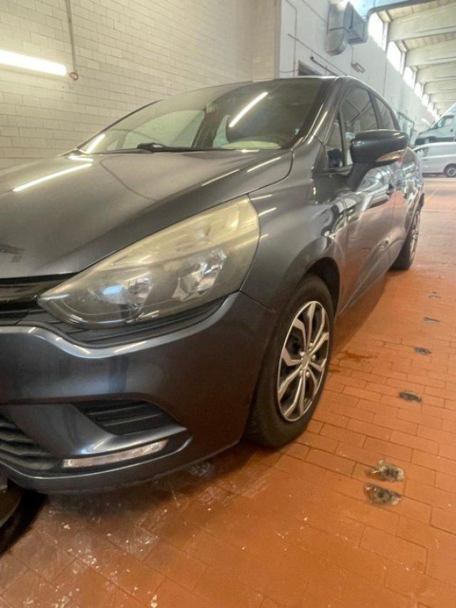 RENAULT Clio 1.2 75CV 5 porte Life
