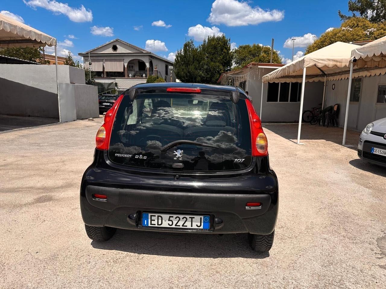 Peugeot 107 1.0 68CV 3p. Sweet Years