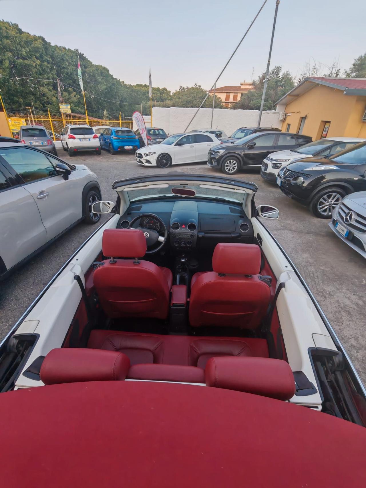 Volkswagen New Beetle 1.9 TDI 105CV Cabrio Lim. Red Edt.