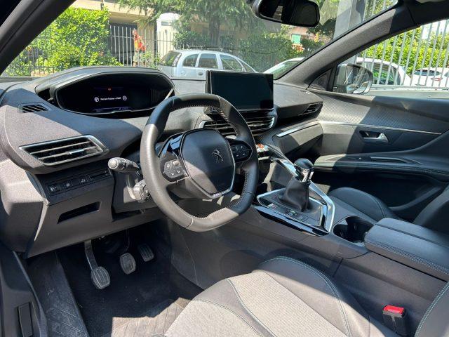 PEUGEOT 3008 PureTech Turbo 130 Allure Pack