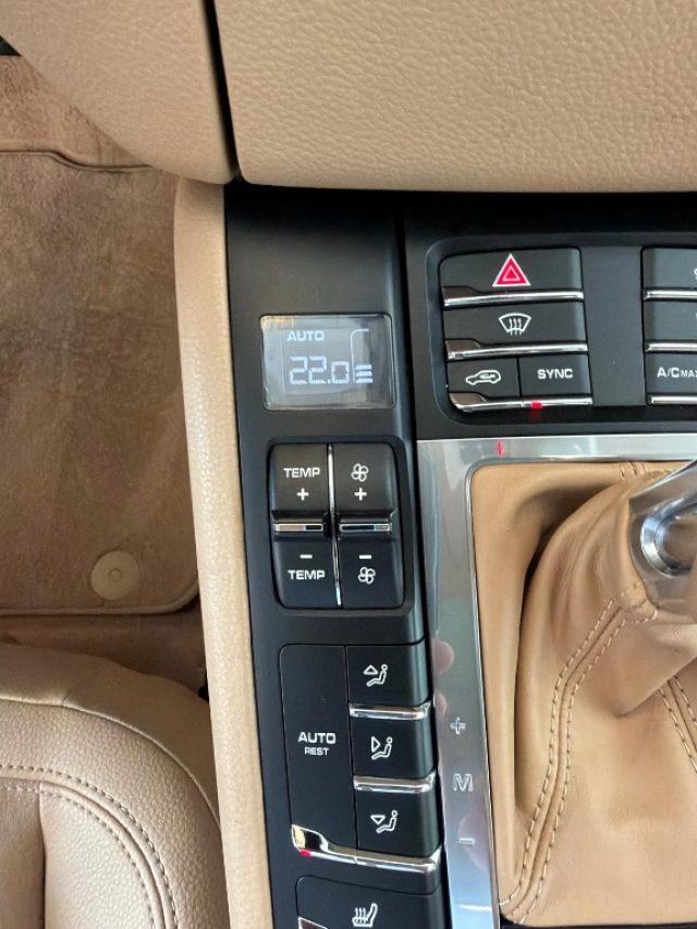 PORSCHE Macan 3.0 Diesel S //TETTO//20//