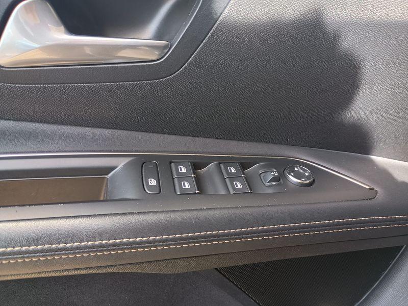 PEUGEOT 3008 1.5 bluehdi GT Pack s&s 130cv eat8