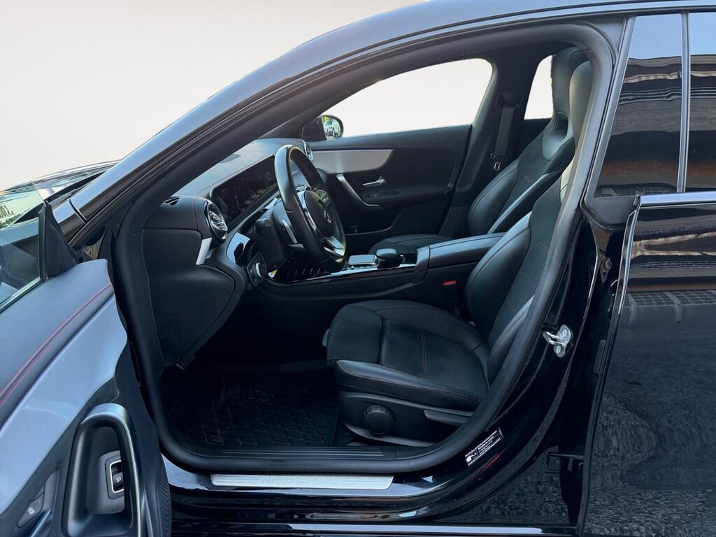 Mercedes CLA Shooting Brake 200d 2.0d 150CV 4matic Autom. Premium AMG line - IVA ESPOSTA
