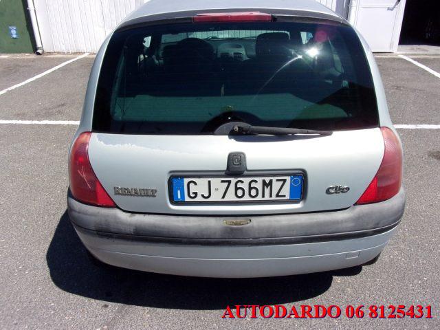 RENAULT Clio 1.1i cat 3 porte UP Aria