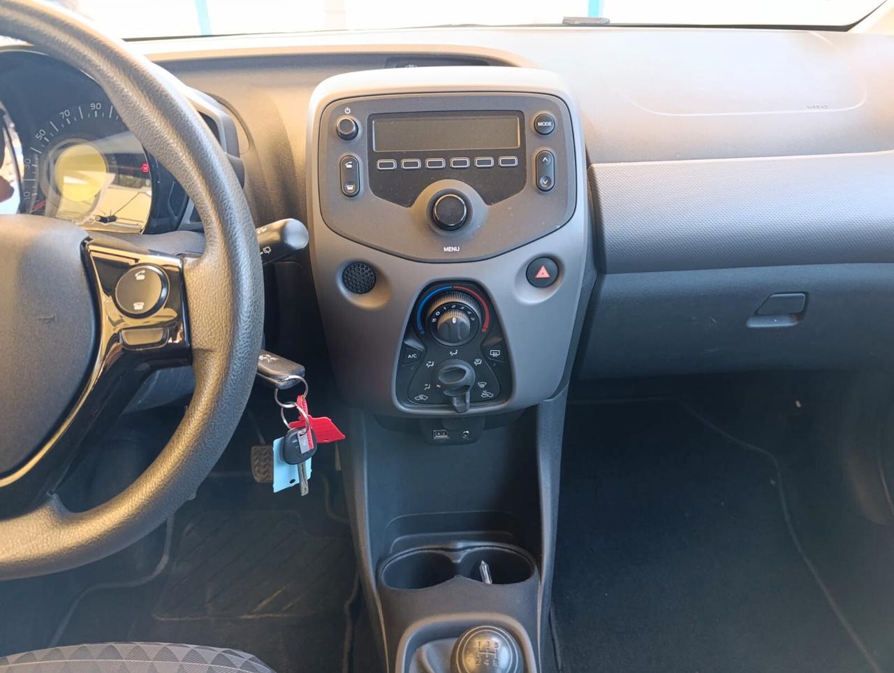 Peugeot 108 1.0 cc 70 CV 5 porte 2020
