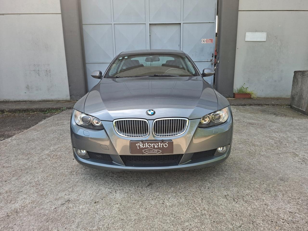 BMW 320i coupé E92 170 cv