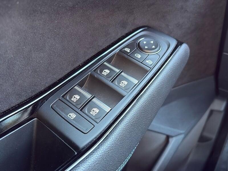 Renault Austral Austral 1.2 E-Tech full hybrid Techno Esprit Alpine 200cv auto