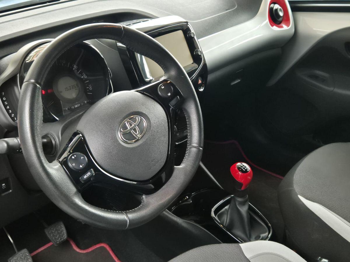TOYOTA - Aygo - 1.0 VVT-i 69 CV 5p. x-play TSS