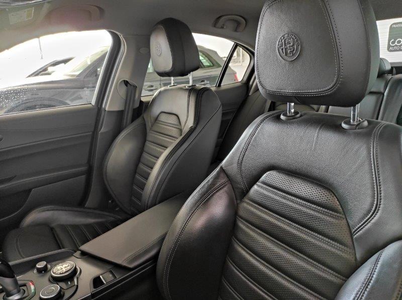 ALFA ROMEO Giulia (2016) - Giulia 2.2 Turbodiesel 210 CV AT8 AWD Q4 Veloce