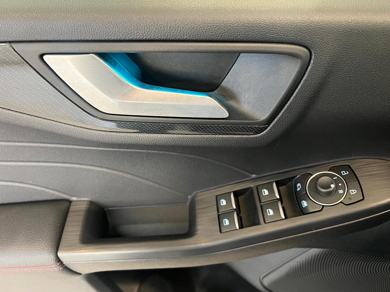 Ford Kuga 2.0 EcoBlue 120 CV aut. 2WD ST-Line