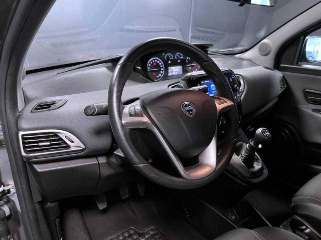 Lancia Ypsilon III 1.0 firefly hybrid Gold Plus s&s 70cv 5p.ti