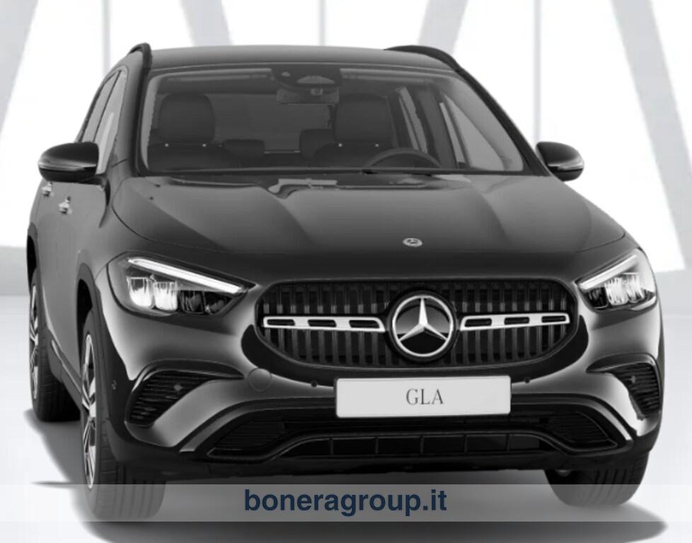 Mercedes GLA 180 180 D Progressive Advanced Plus 8G-DCT