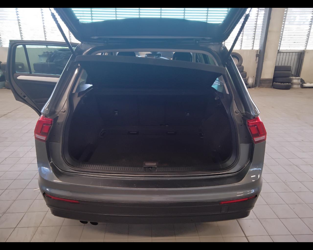 VOLKSWAGEN Tiguan II 2016 - Tiguan 1.6 tdi Business 115cv