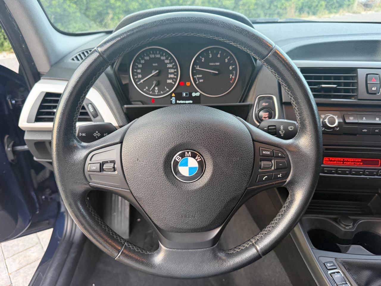 Bmw 114 114i 5p. Msport
