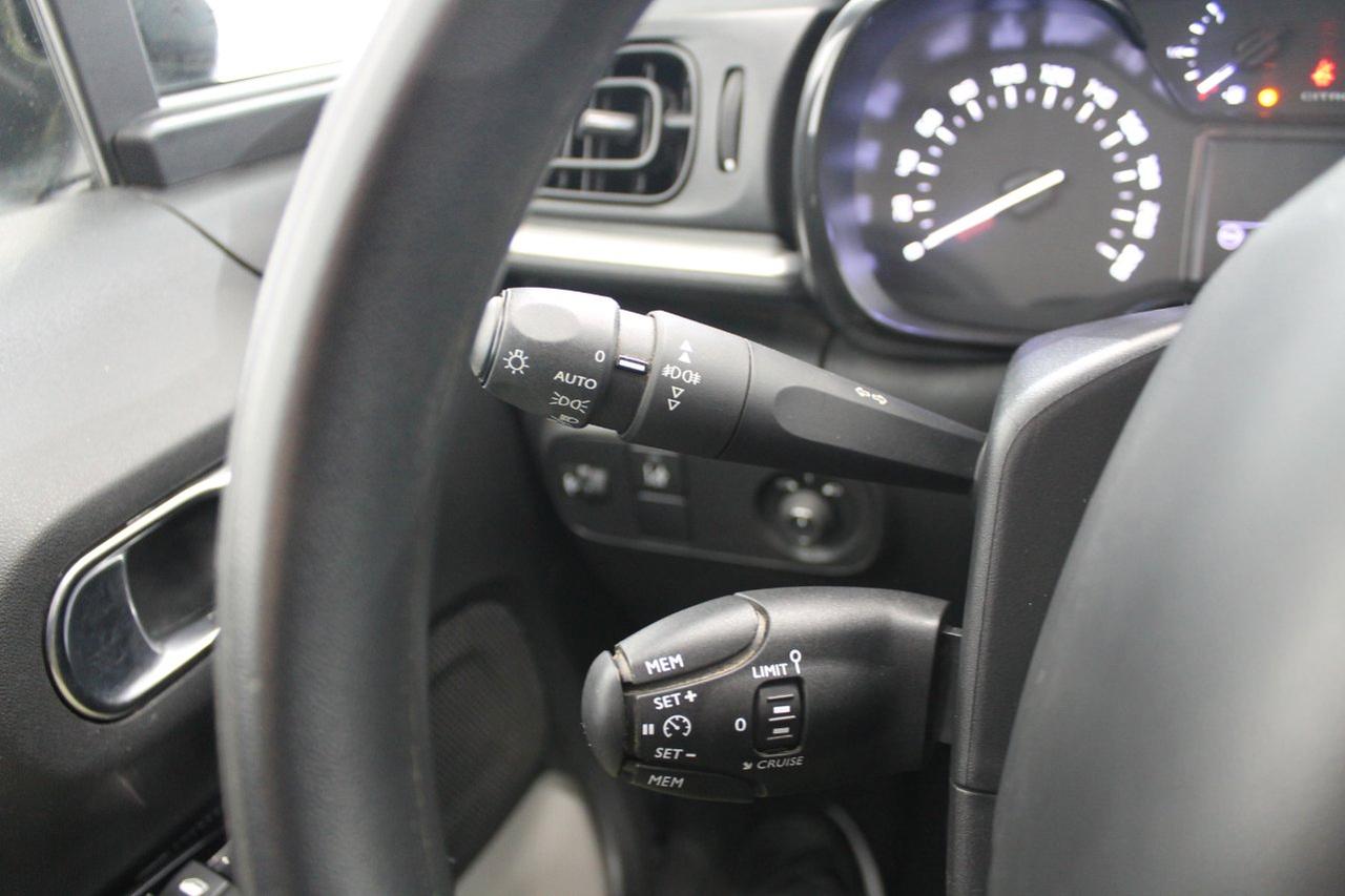 Citroen C3 1.2 puretech Feel Pack NAVI 82 Cv.