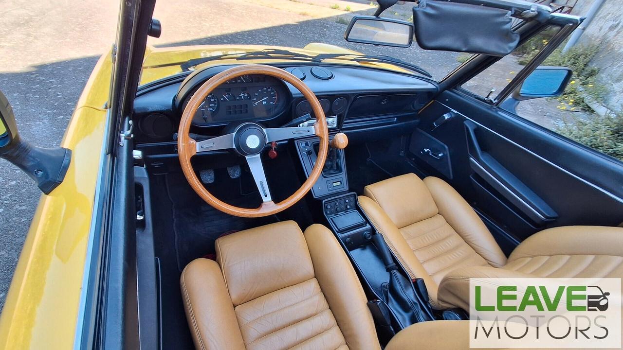Alfa Romeo Spider 2.0 (M1538)