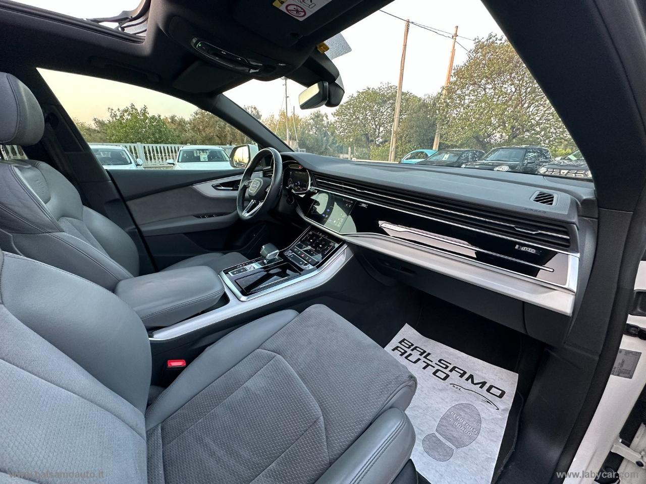 AUDI Q8 45 TDI S-LINE TETTO APRIBILE