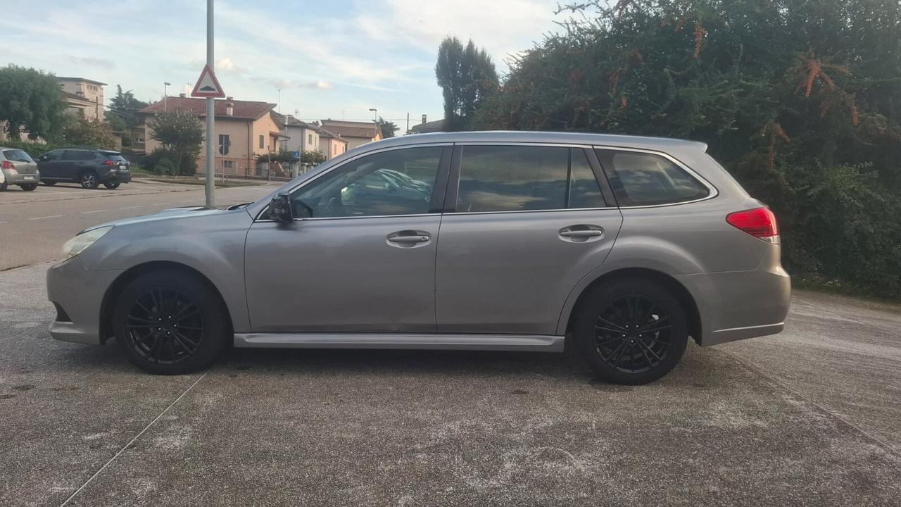 Subaru Legacy 2.0D SW Trend