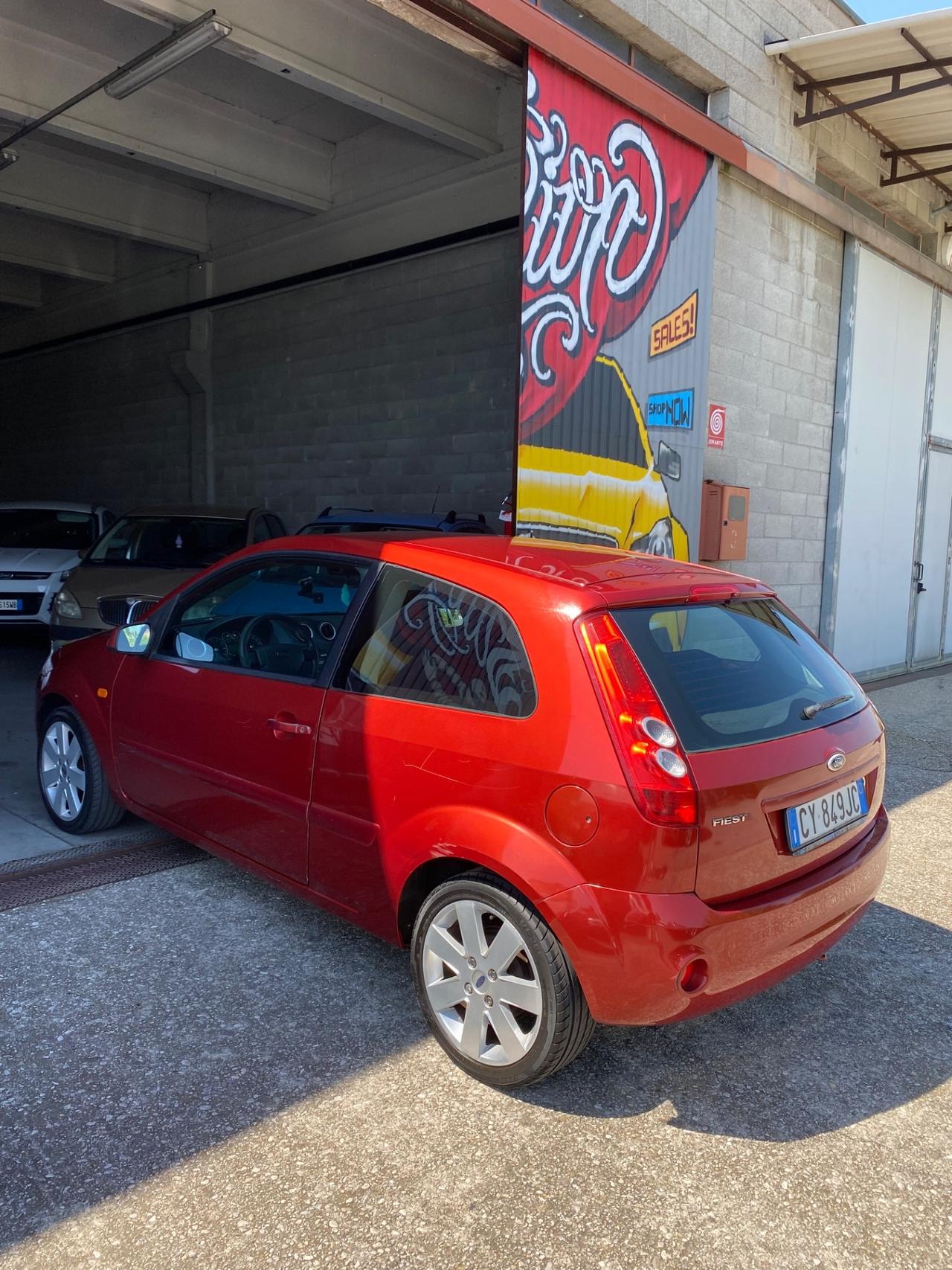 Ford Fiesta 1.2 16V 3p. Ghia Ottima Neopatentati