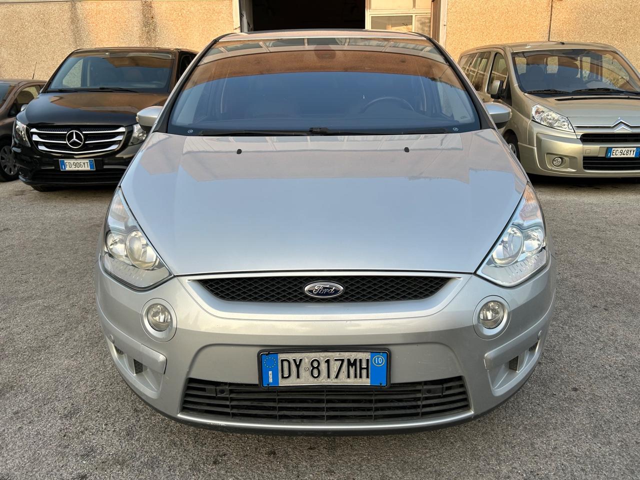 Ford S-Max 2.0 TDCi 140CV Titanium 7 Posti
