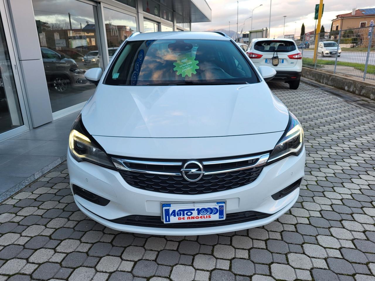 Opel Astra 1.6 CDTi 110 CV Sports Tourer *** INNOVATION *** FULL FULL OPTIONALS