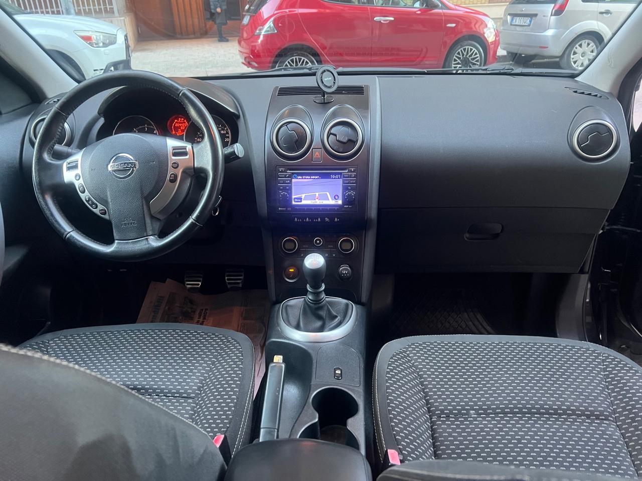 Nissan Qashqai 1.5 dCi DPF Tekna