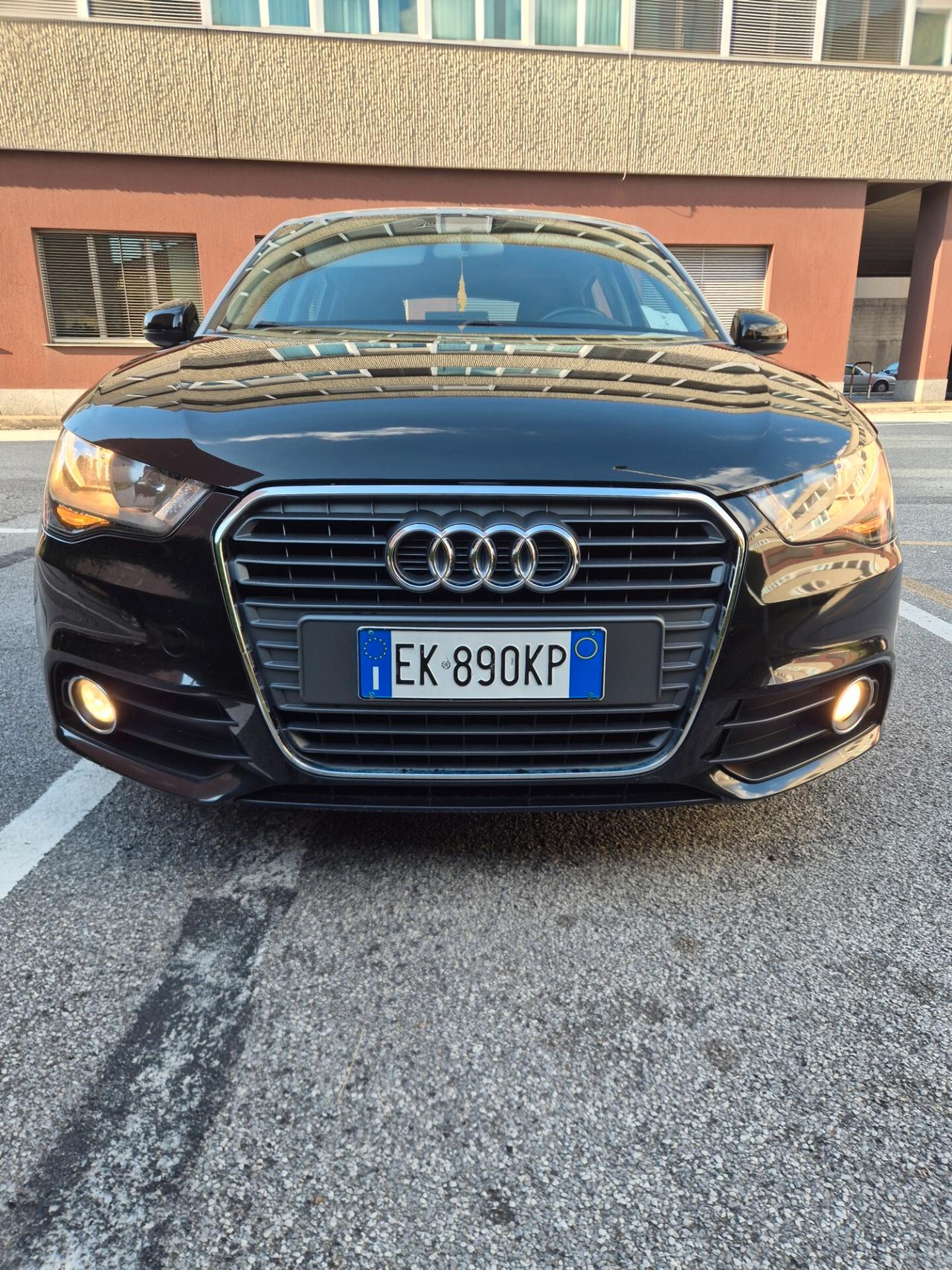 Audi A1 SPB 1.2 TFSI Ambition neo patentati