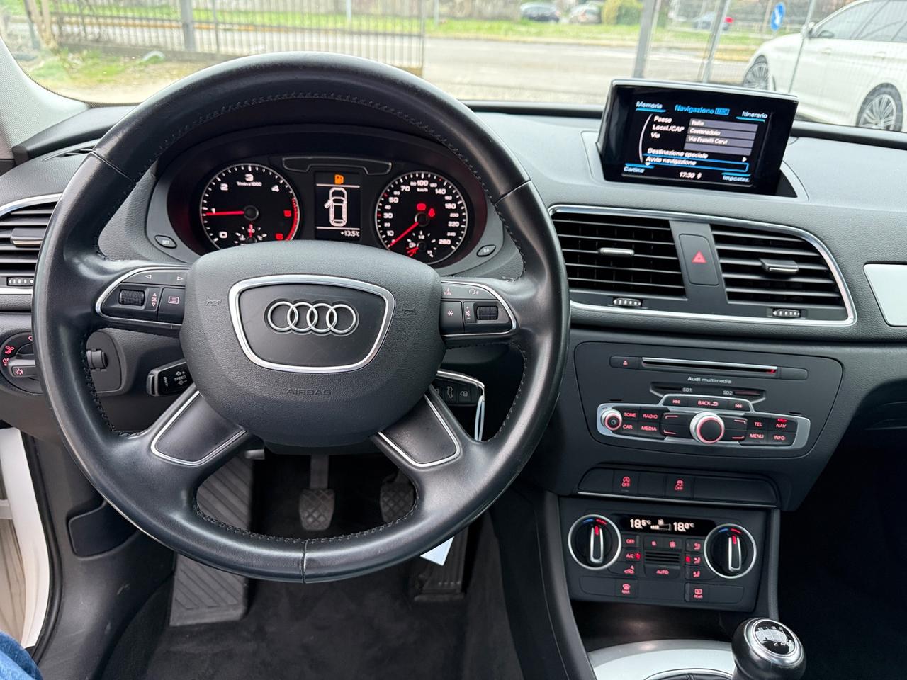 Audi Q3 2.0 Tdi 120cv Navi+Led