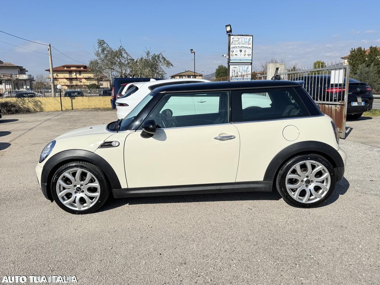 MINI COOPER D AUTOMATICA ADATTA NEOPATENTATI