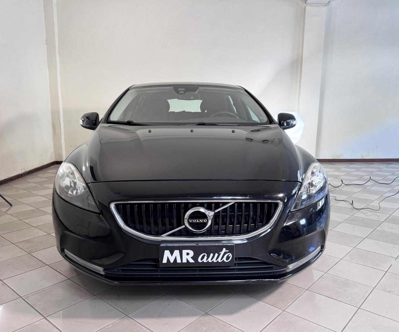 Volvo V40 2.0 d2 Momentum my17