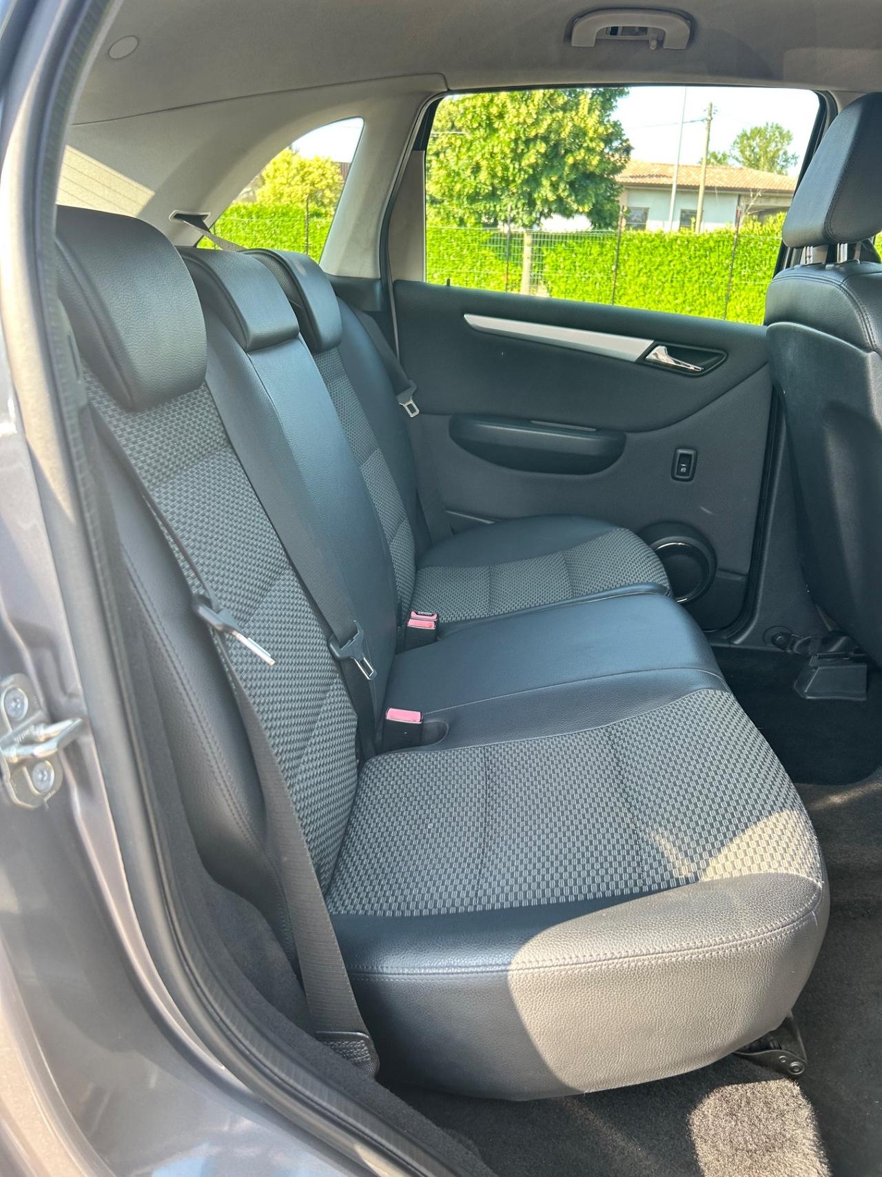 Mercedes-benz B 180 B 180 CDI Sport