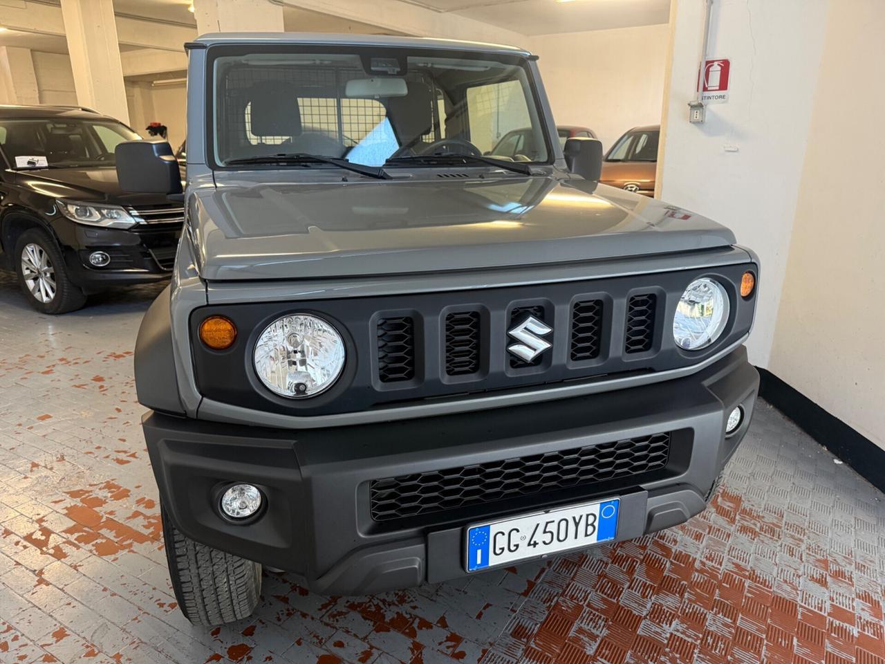 Suzuki Jimny 1.5 5MT PRO (N1)