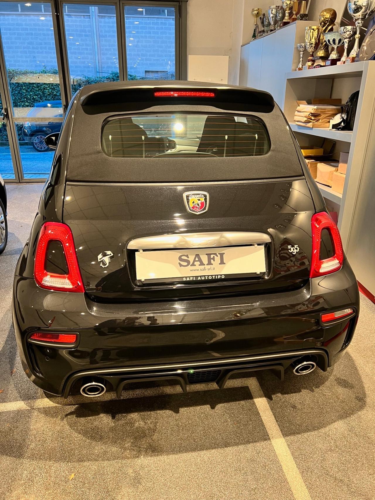 Abarth 595 C 1.4 Turbo T-Jet 165 CV