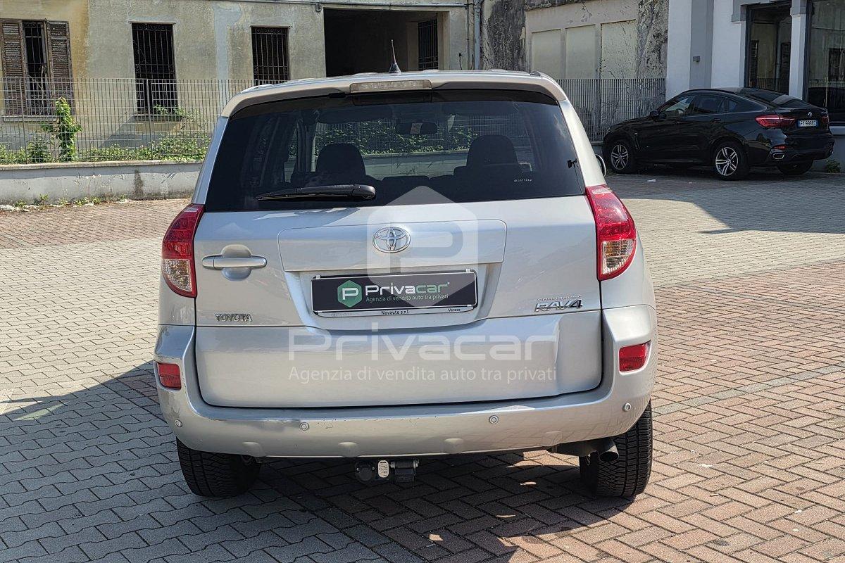 TOYOTA RAV4 Crossover 2.2 D-4D 136 CV DPF Sol