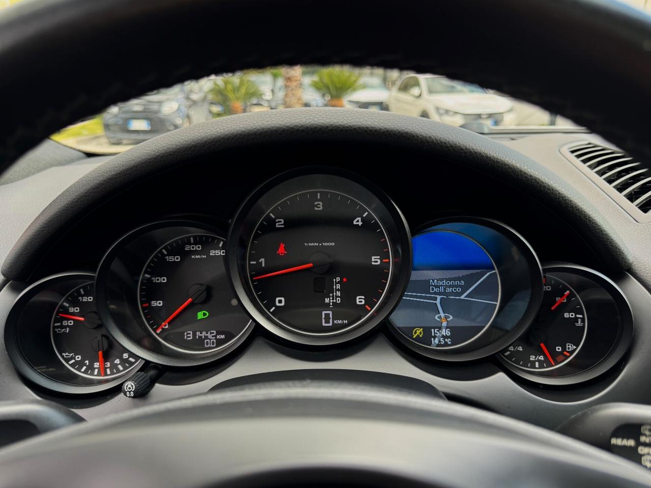 Porsche Cayenne 3.0 V6 TDI 245CV Tip TETTO SOSPENSIONI