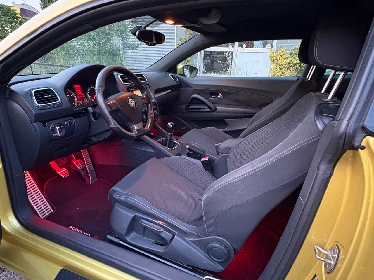 Volkswagen Scirocco 2.0 TFSI 200cv R-Line
