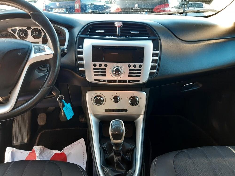 Lancia Delta 2.0 MJT Platinum NEO PATENTATI