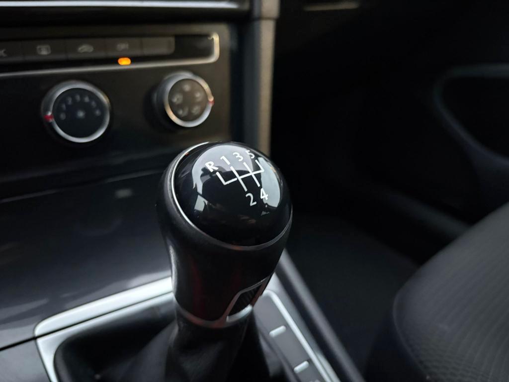 Volkswagen Golf 5 Porte Golf 5p 1.6 tdi Sport 115cv