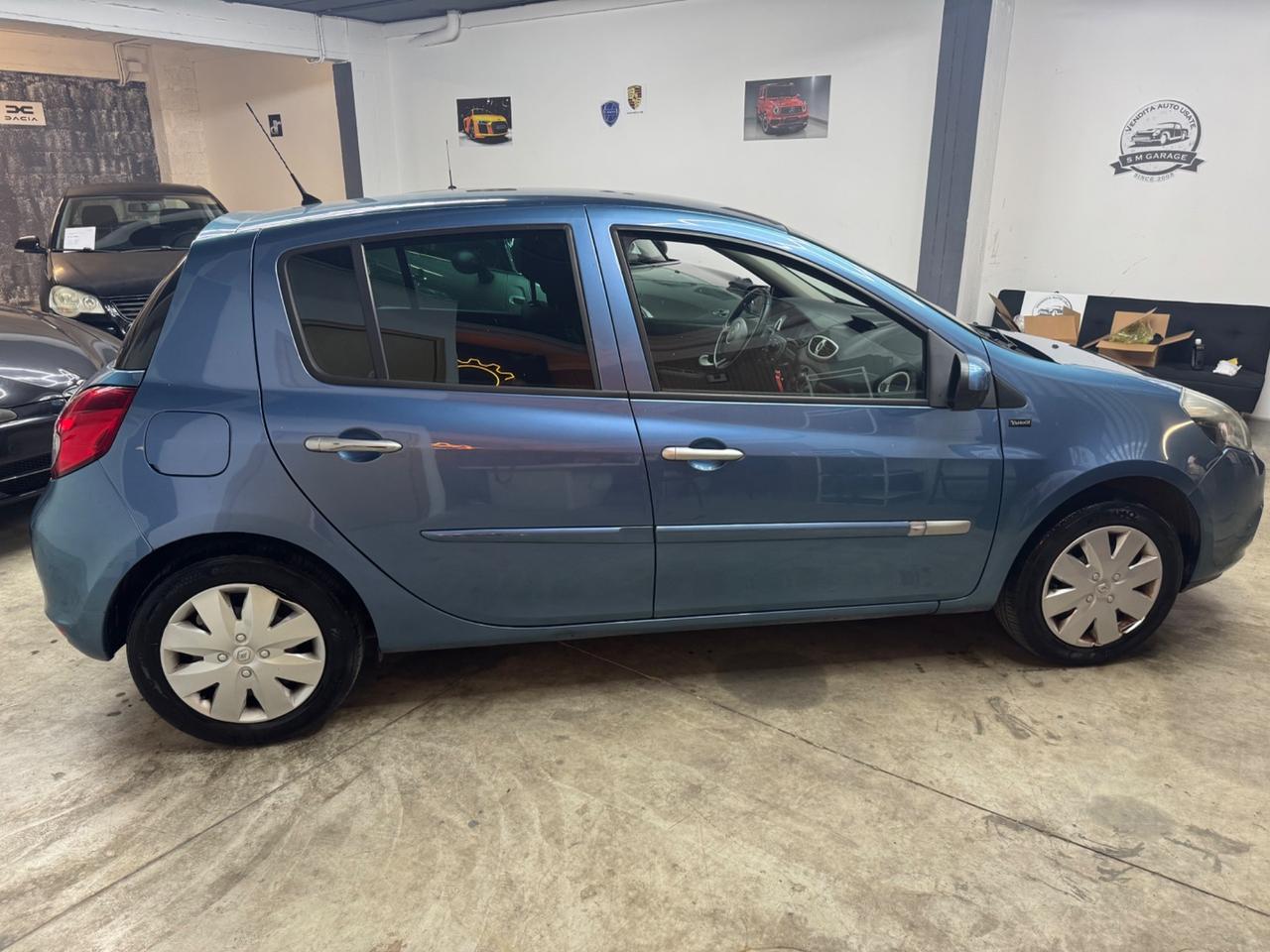 Renault Clio 1.2 GPL - POCHI KM - 2011