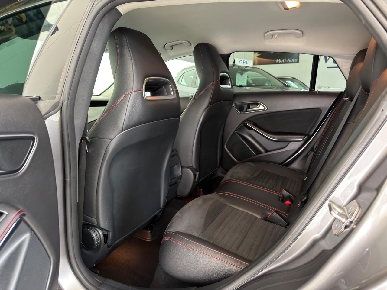 Mercedes-benz CLA 200 d S.W. 4Matic Automatic Premium