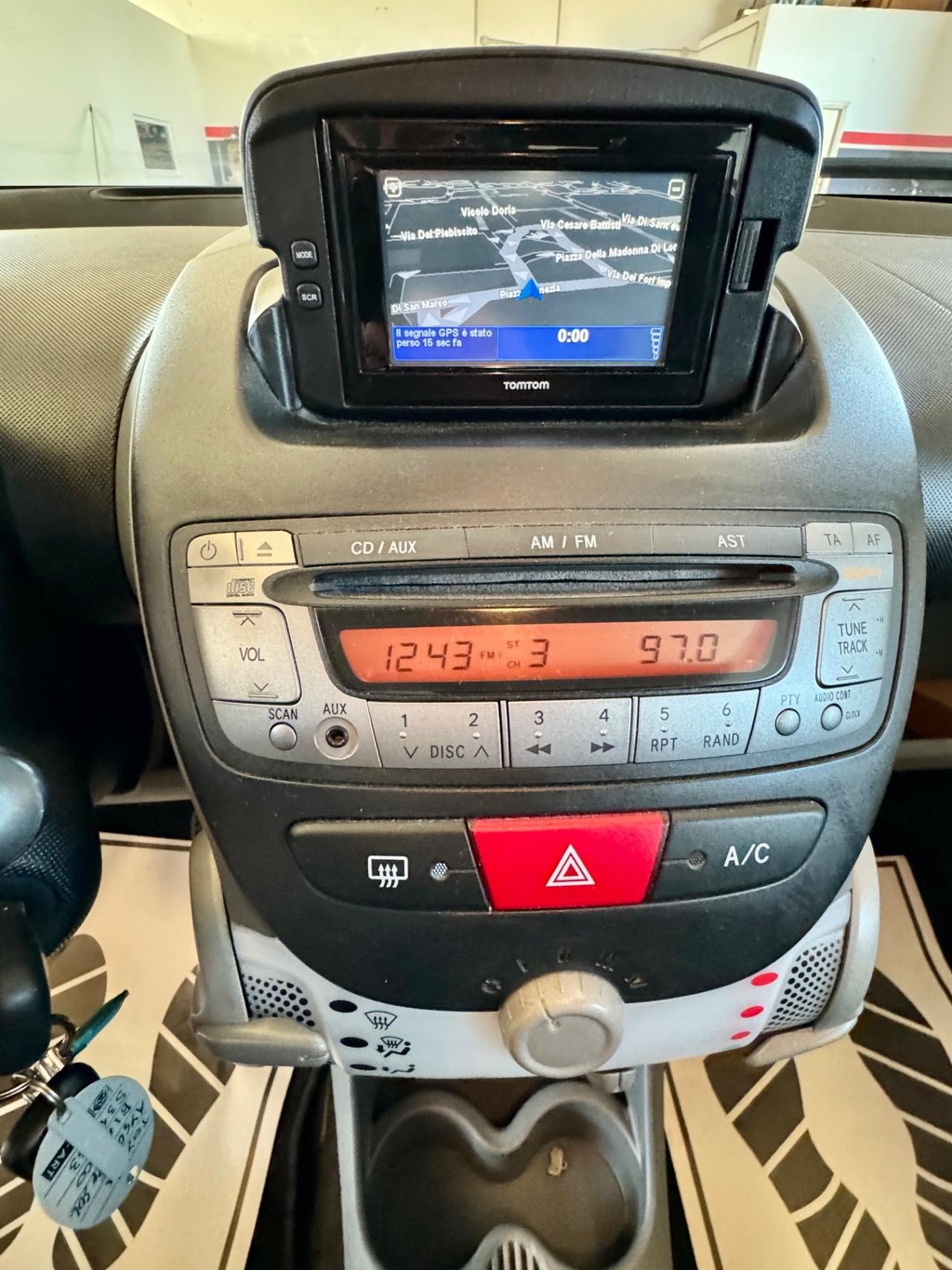 Toyota Aygo 1.0 12V VVT-i 5 porte Lounge Connect